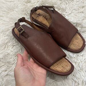Korks Tate Sandal - Size 8